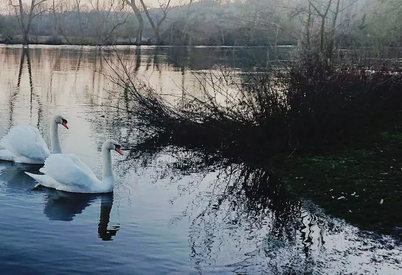 Charming 17th Century 2 Bed Cottage In Medmenham