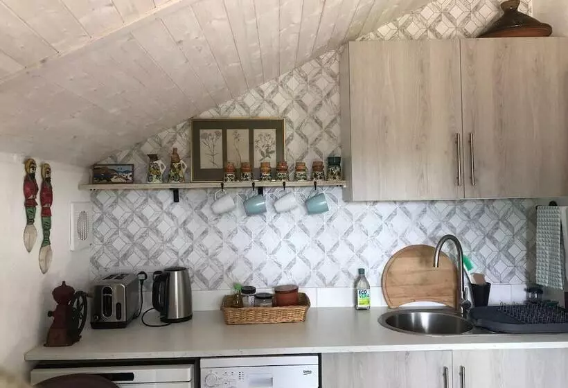 Cosy Cottage Near Hartland Village