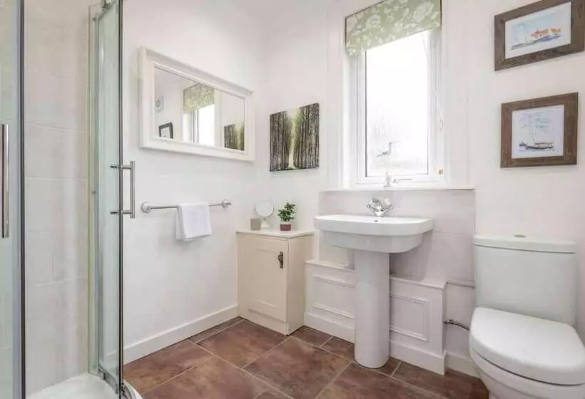 Heavenly Heather Cottage