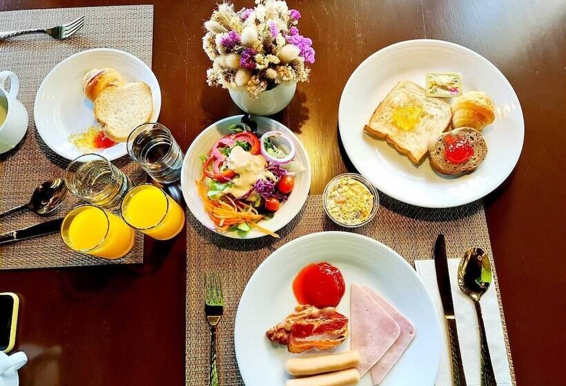 酒店 Buri Sriping Riverside Resort & Spa