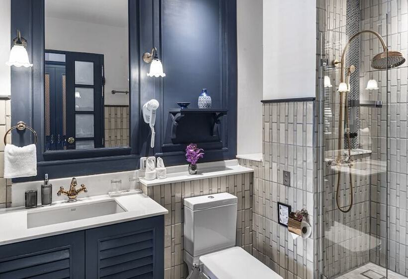 酒店 Buri Sriping Riverside Resort & Spa