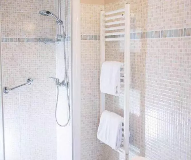 ホテル Hôtel Gallia