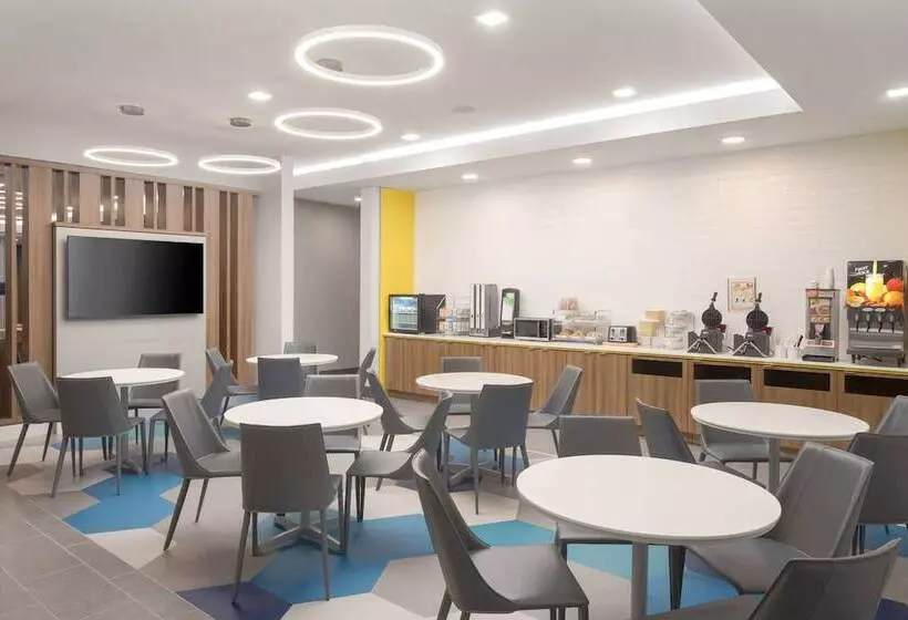 Microtel Inn & Suites By Wyndham Macedon