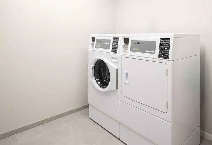 Microtel Inn & Suites By Wyndham Macedon