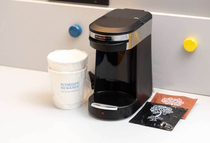 Microtel Inn & Suites By Wyndham Macedon