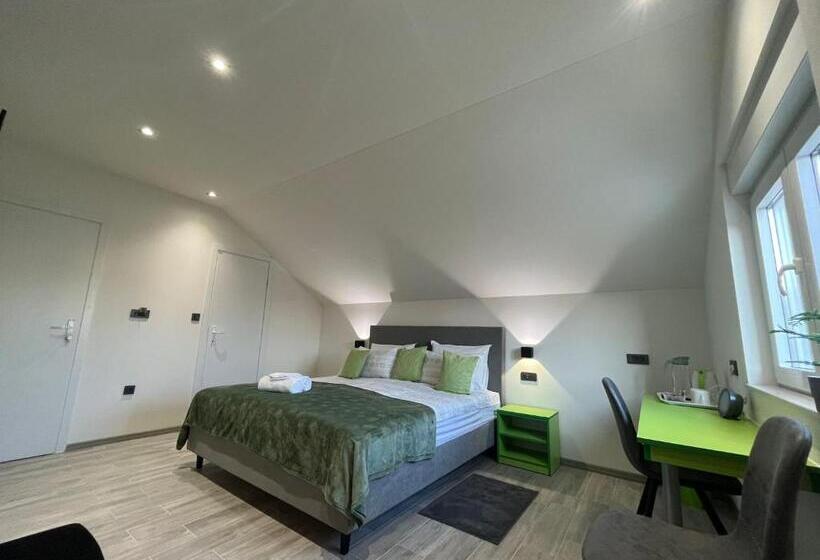 پانسیون Rooms Jelak