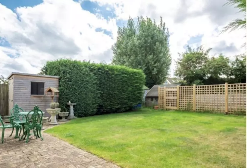 レジデンス Whitstable S Beachcombers, Sleeps 10, Dog Friendly