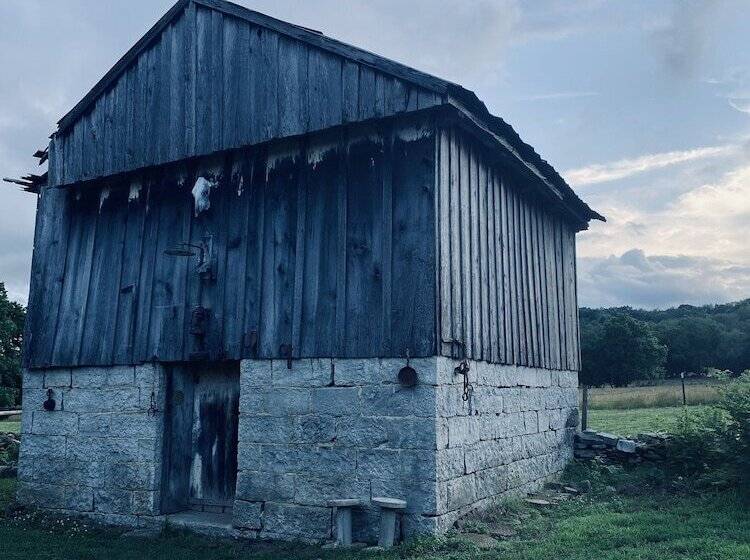 The Hopestead Bed & Breakfast