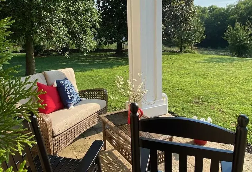 The Hopestead Bed & Breakfast