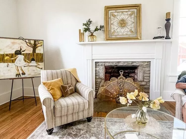 The Hopestead Bed & Breakfast