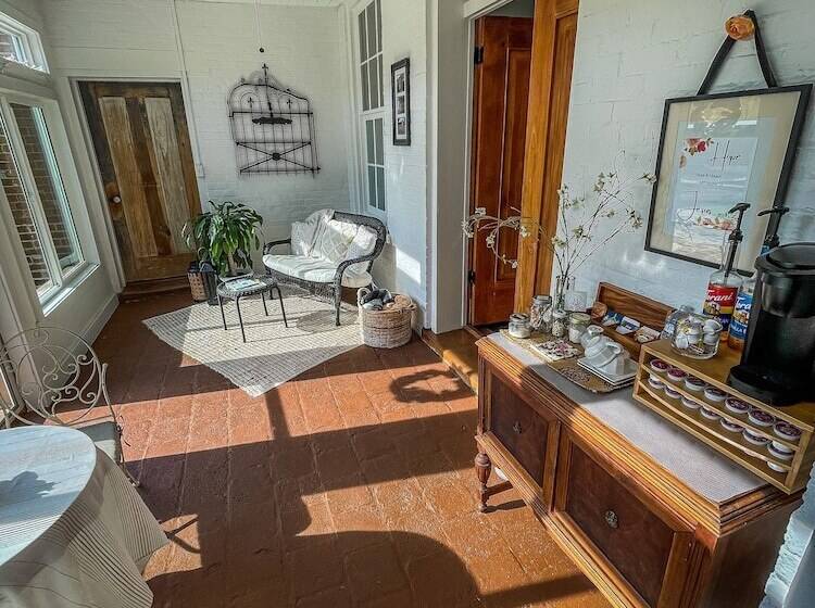 The Hopestead Bed & Breakfast