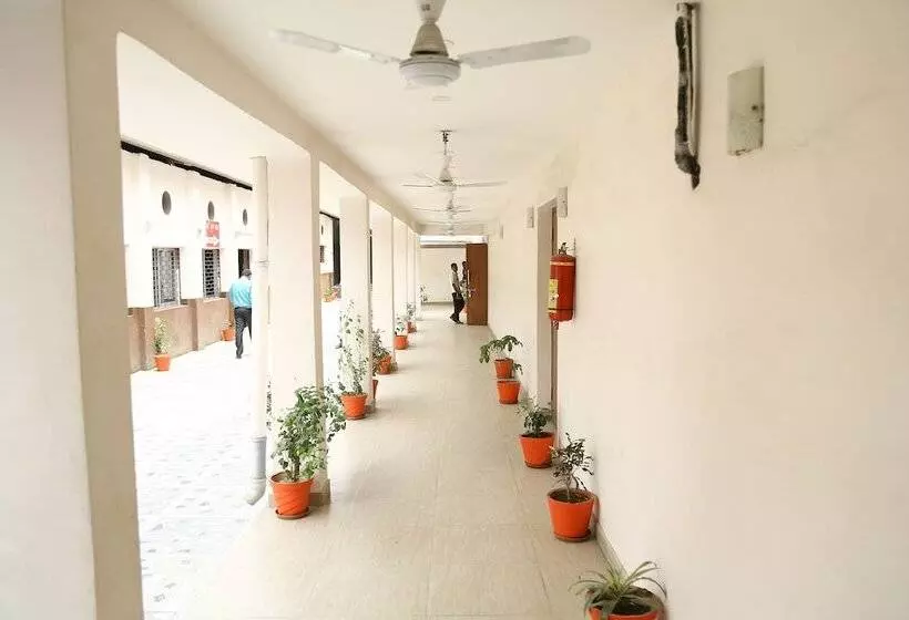 Townhallpartypalace & Hotel Peace Garden