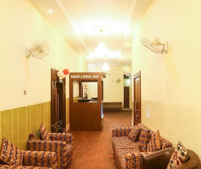 Townhallpartypalace & Hotel Peace Garden