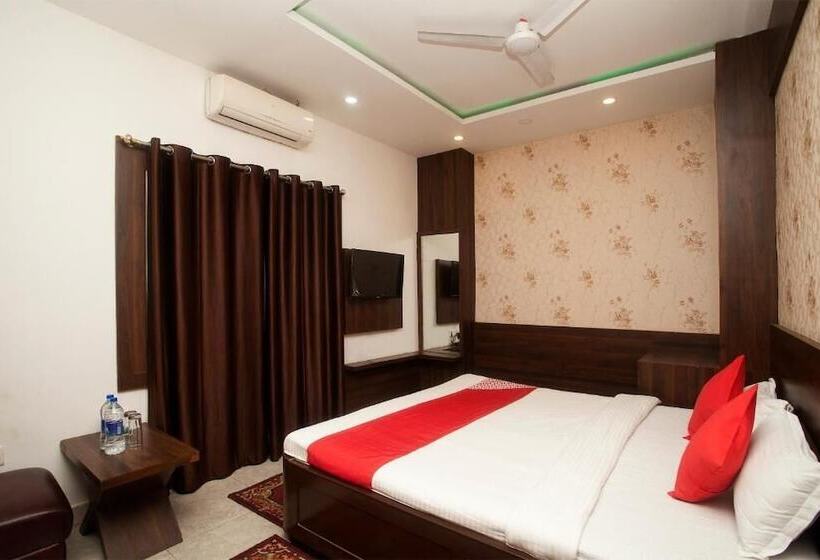 Townhallpartypalace & Hotel Peace Garden