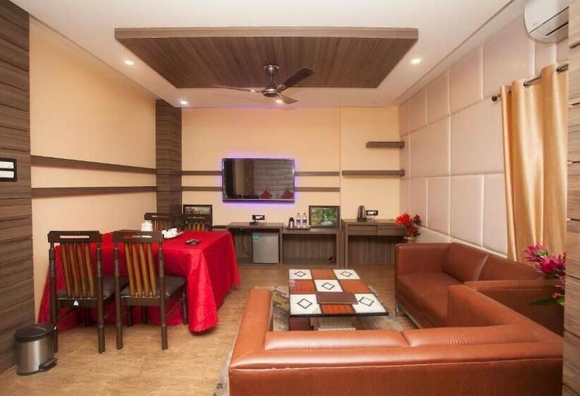 Townhallpartypalace & Hotel Peace Garden