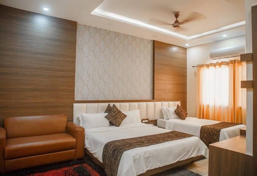 Townhallpartypalace & Hotel Peace Garden