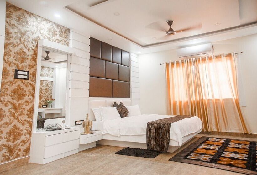 Townhallpartypalace & Hotel Peace Garden