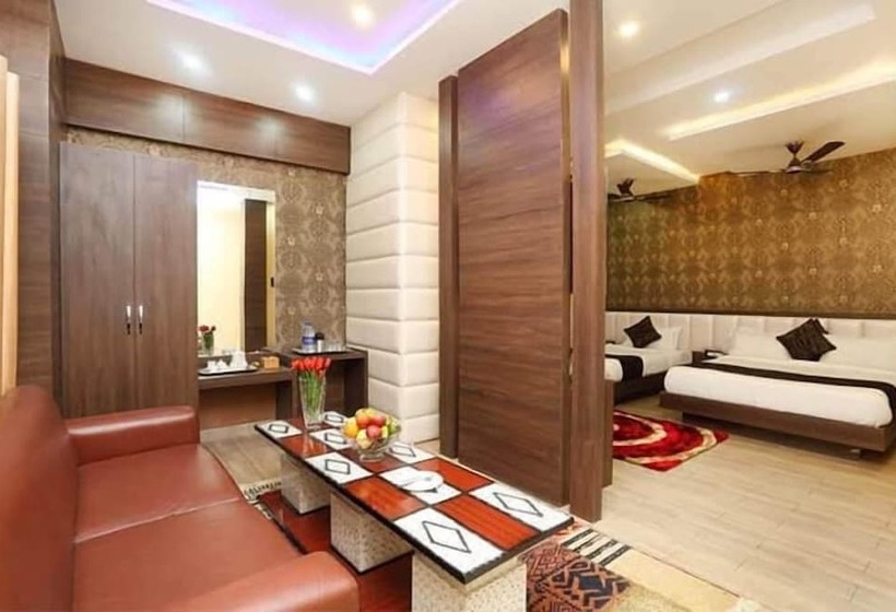 Townhallpartypalace & Hotel Peace Garden