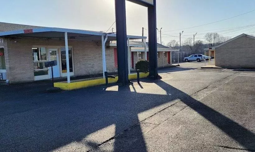 Traveler S Motel