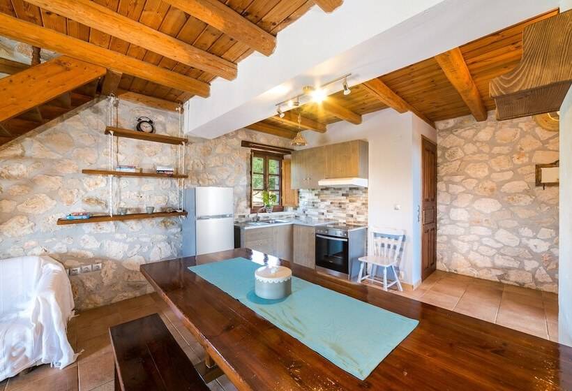 Abeloklima Country House