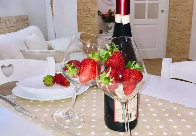 تختخواب و صبحانه Casanova Luxury