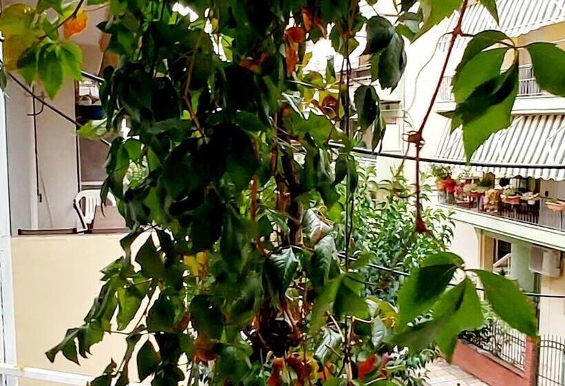 Bed and Breakfast Home Sweet Home 3bedrooms Premium Big House Thessaloniki 110m Playroom Free Indoor Parking