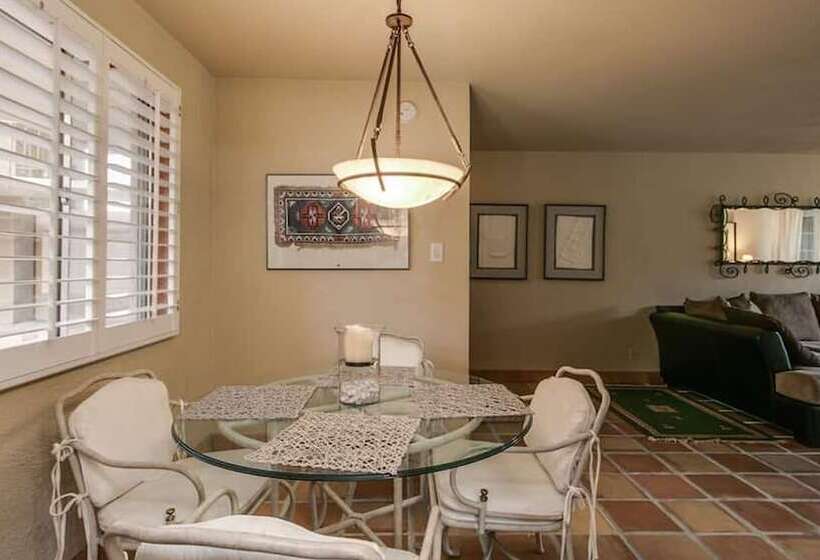 Charming 1 Bdrm Condo Steps To Old Town Scottsdale
