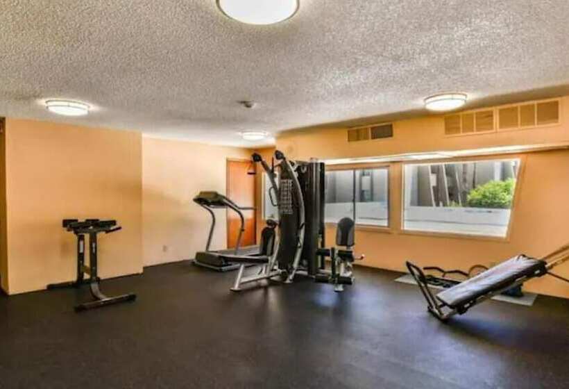 Charming 1 Bdrm Condo Steps To Old Town Scottsdale