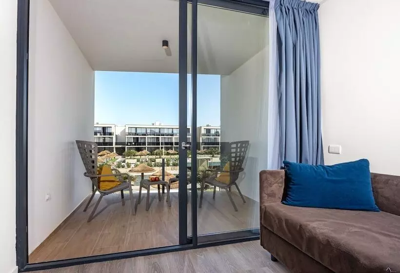 簡易ホテル Resort Del Mar Emotion