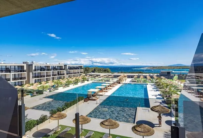 簡易ホテル Resort Del Mar Emotion