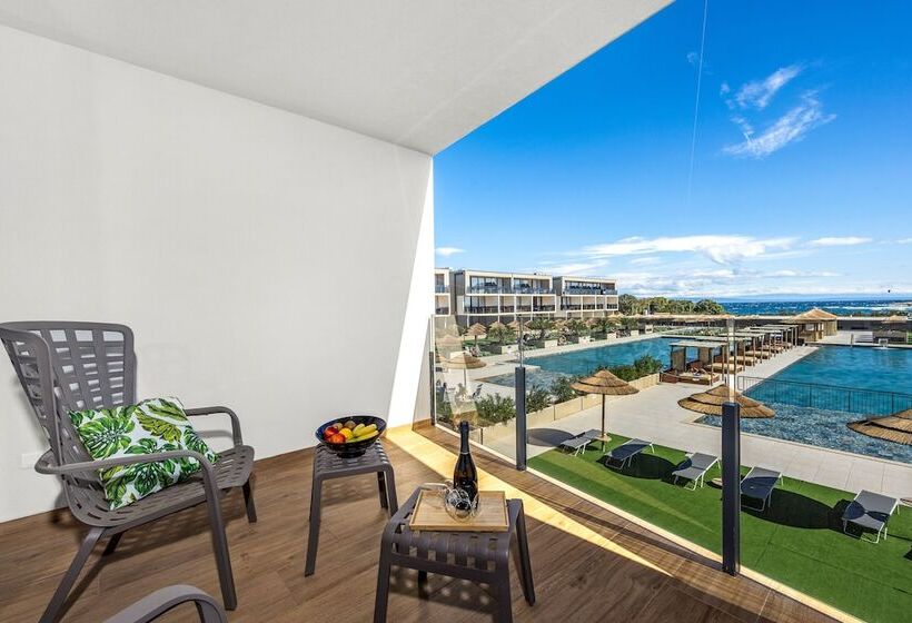 فندق فئة نجمة واحدة Resort Del Mar Emotion