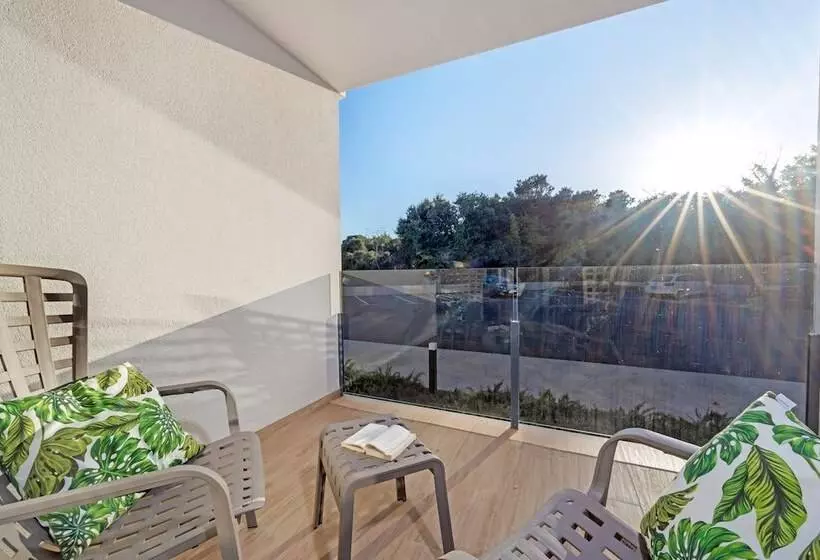 簡易ホテル Resort Del Mar Emotion