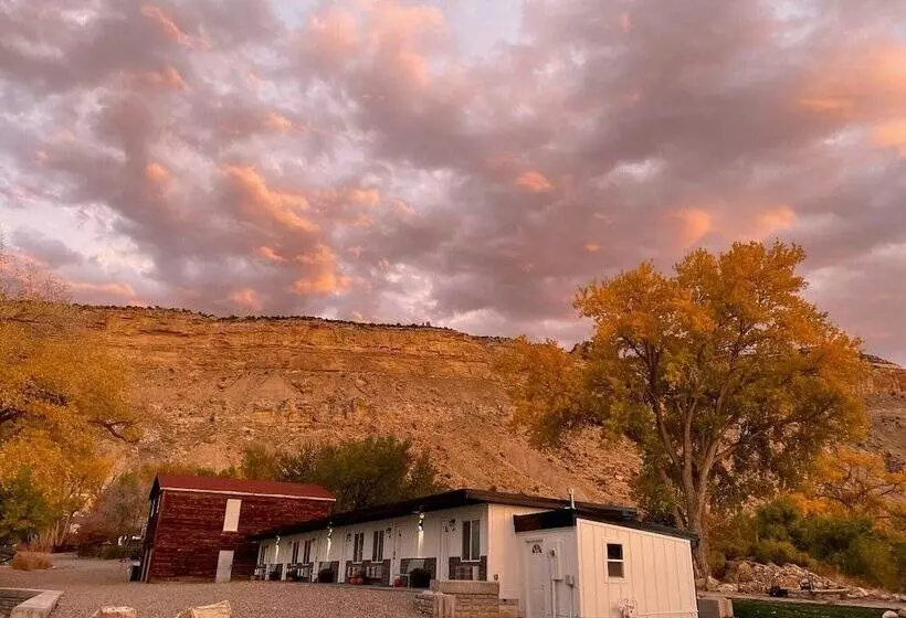 Hostelli The Homestead