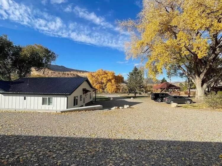 Hostelli The Homestead