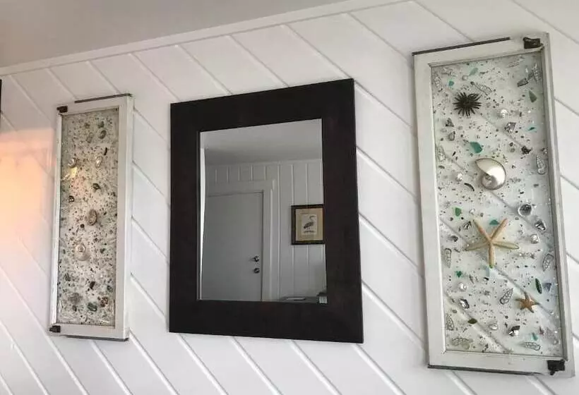 Hotelli Bandon Marina Inn