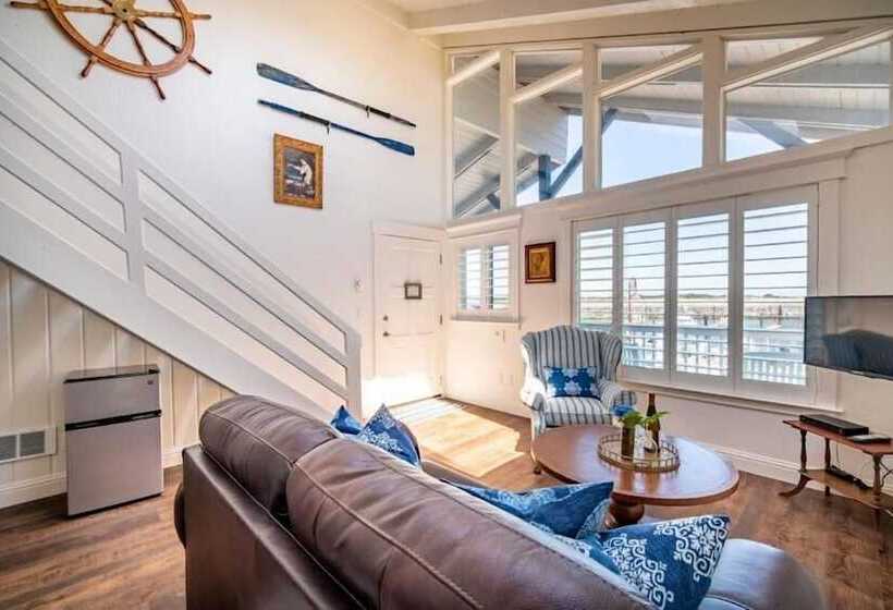 Otel Bandon Marina Inn