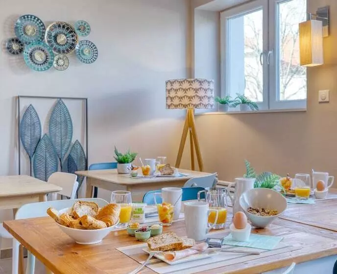 Hotelli Hôtel L Orée Des Plages