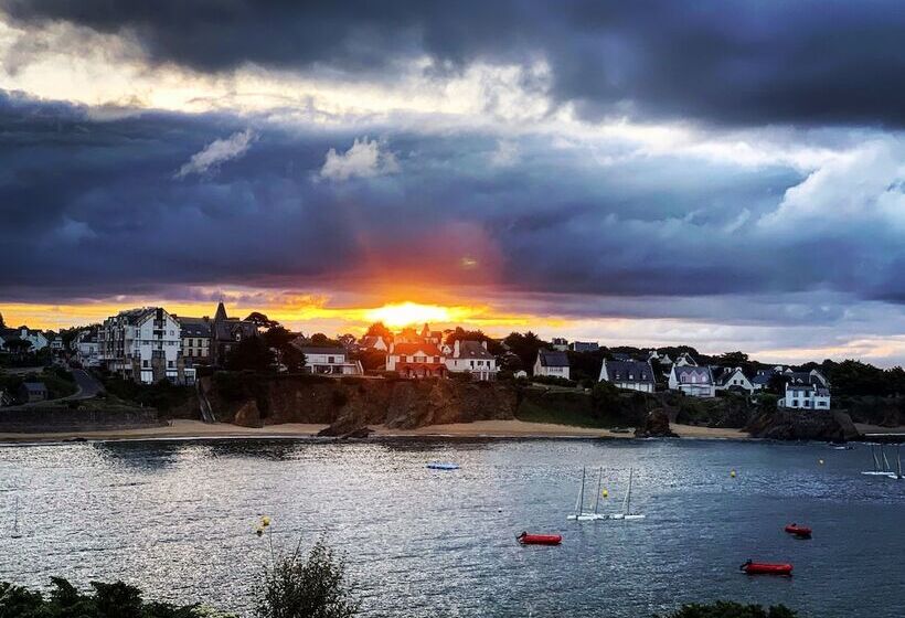 هتل Hôtel L Orée Des Plages