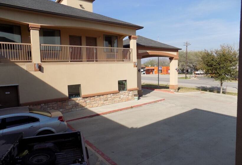 ホテル Moulton Inn & Suites