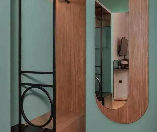 هتل Naiades The Residence Ioannina Castle