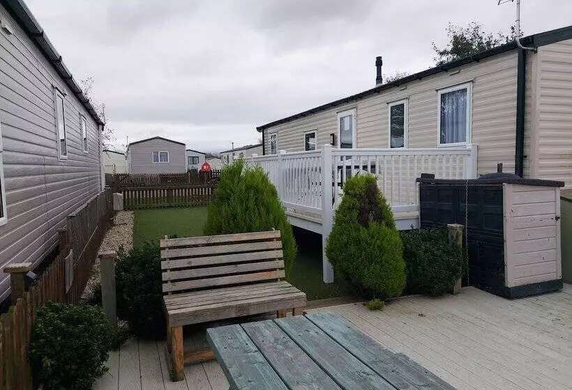 レジデンス 205 Holiday Resort Unity 6 Berth Pet Friendly