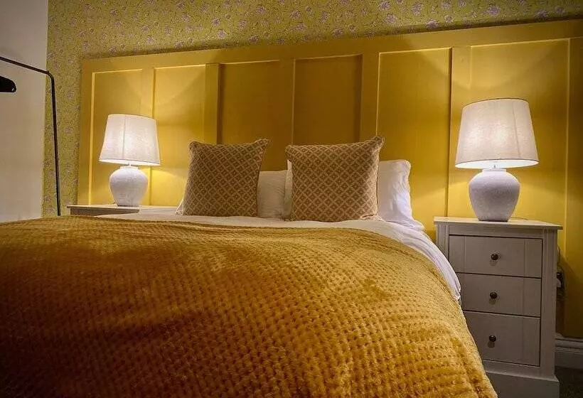 اقامتگاه Captivating 4 Bed Hot Tub House In Blackpool