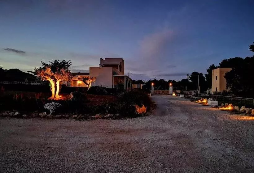 اقامتگاه Casa Vacanze Senia Del Rais