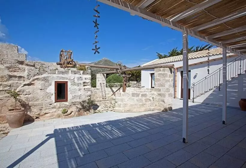 اقامتگاه Casa Vacanze Senia Del Rais