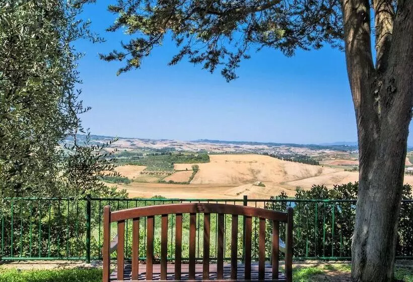 Rural Apartment In Castelfiorentino With Private Terrace