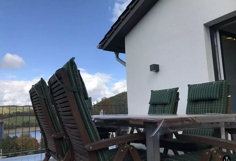 Sonnenweg 1