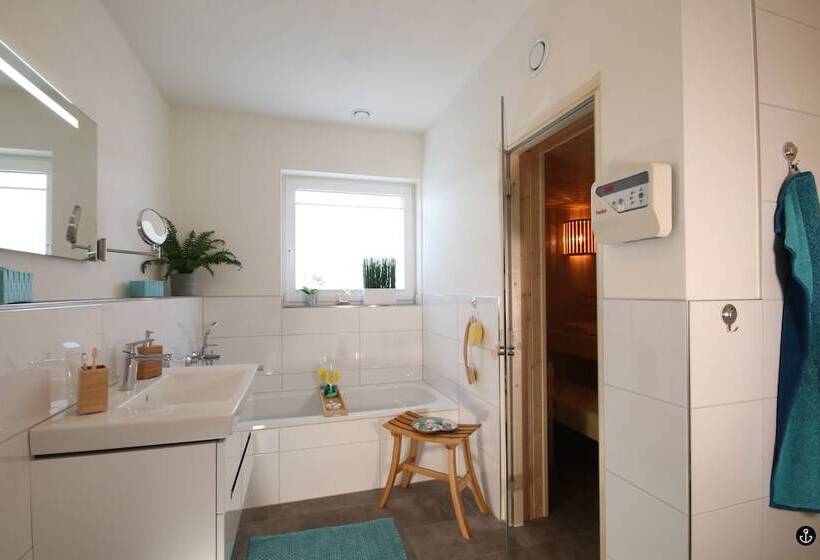 Sonnenweg 36 Lakeview House Türkis