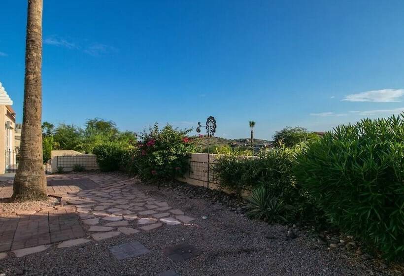 Spectacular Hilltop Home W/resort Like Backyard!