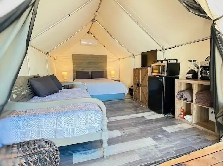 13 Blue River Camp   Glamping Cabin