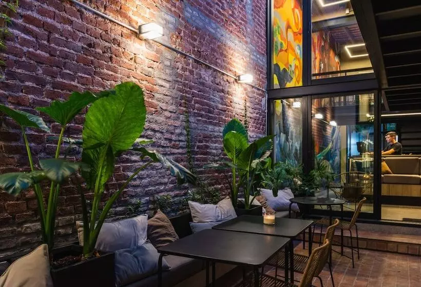 تختخواب و صبحانه Faz Hostel